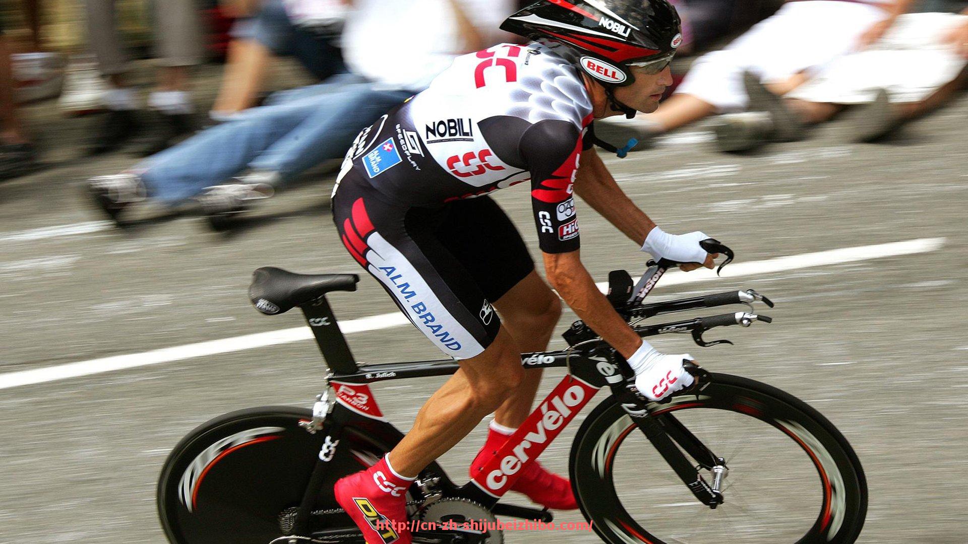 世俱杯直播-英超球队球员中英文名字对照及数据汇总